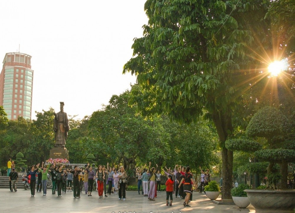 Good Morning Hanoi Tour