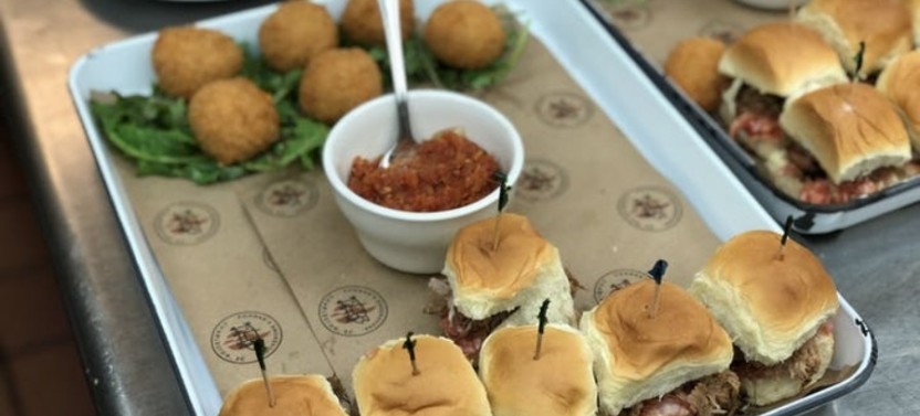 Downtown Charleston Small Group Culinary Tour