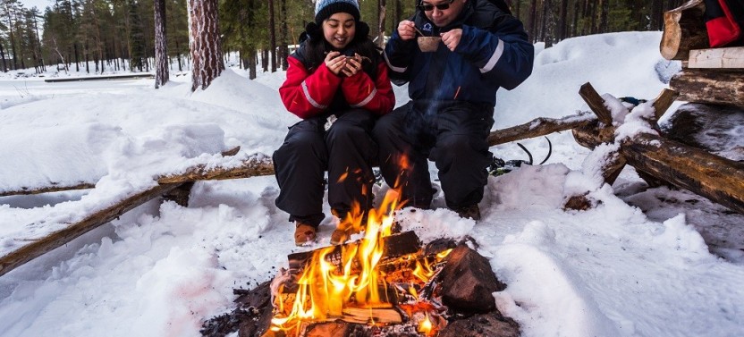 Snowmobile and Ice Fishing Experience from Rovaniemi