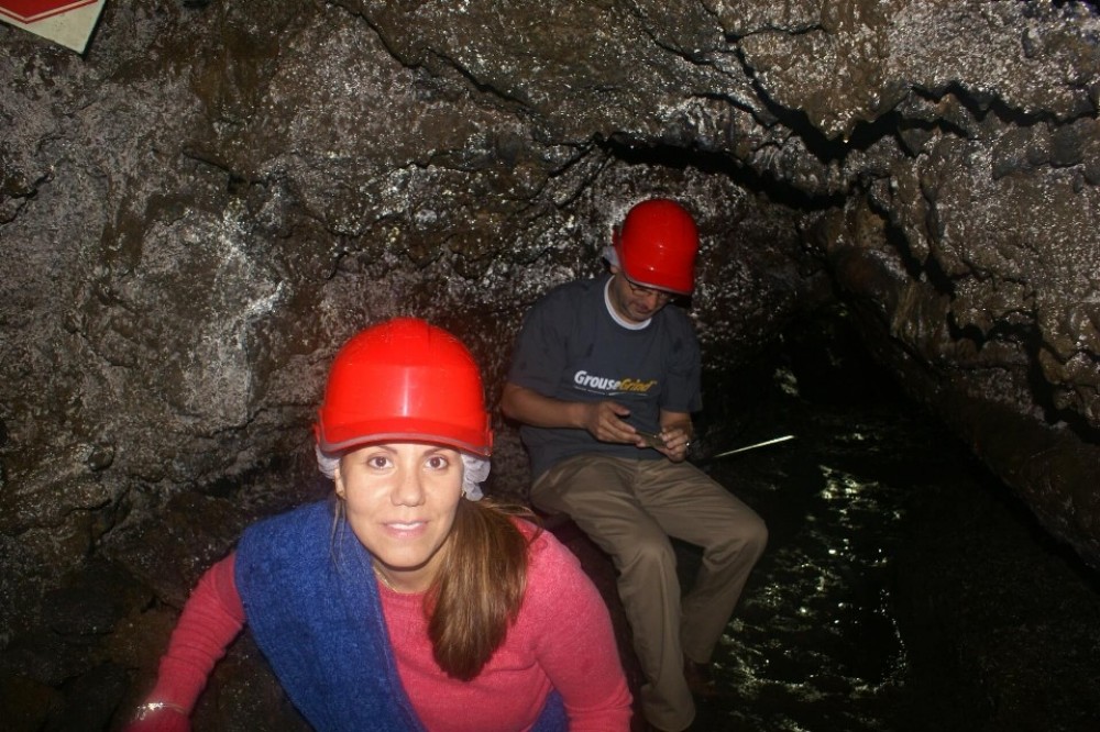 Algar do Carvão Caving Private Tour