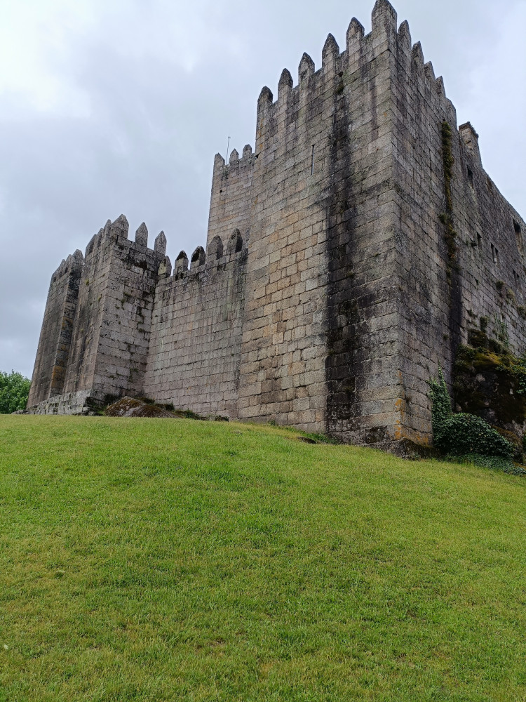 Private Tour to Guimarães and Braga with lunch