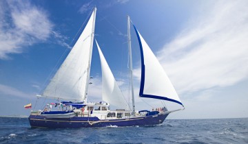 A picture of 8 Day Galapagos Sail on M/S Beagle - North Western Islands