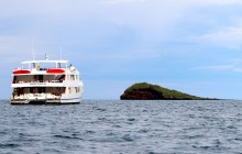 5 Day Galapagos Cruise on M/C Millennium - Itinerary E
