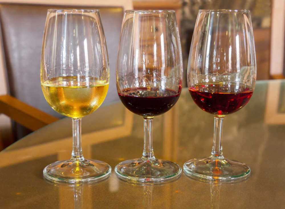 Expert-led Porto Wine Tour And Tasting