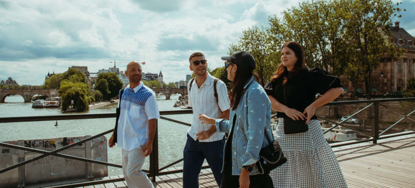 Expert-led Paris Welcome Tour