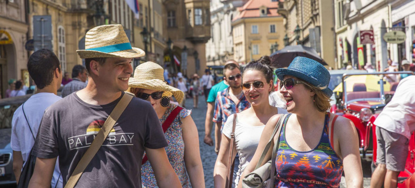 Expert-led Prague Tour For Kids With Prague Castle
