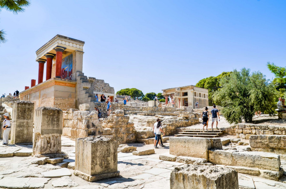 Expert-led Crete Tour: Knossos Palace And Heraklion