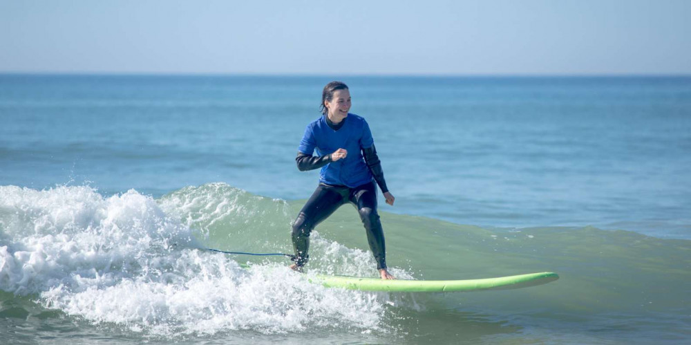 Surf Lesson in Lima for Beginner and Advanced Surfers