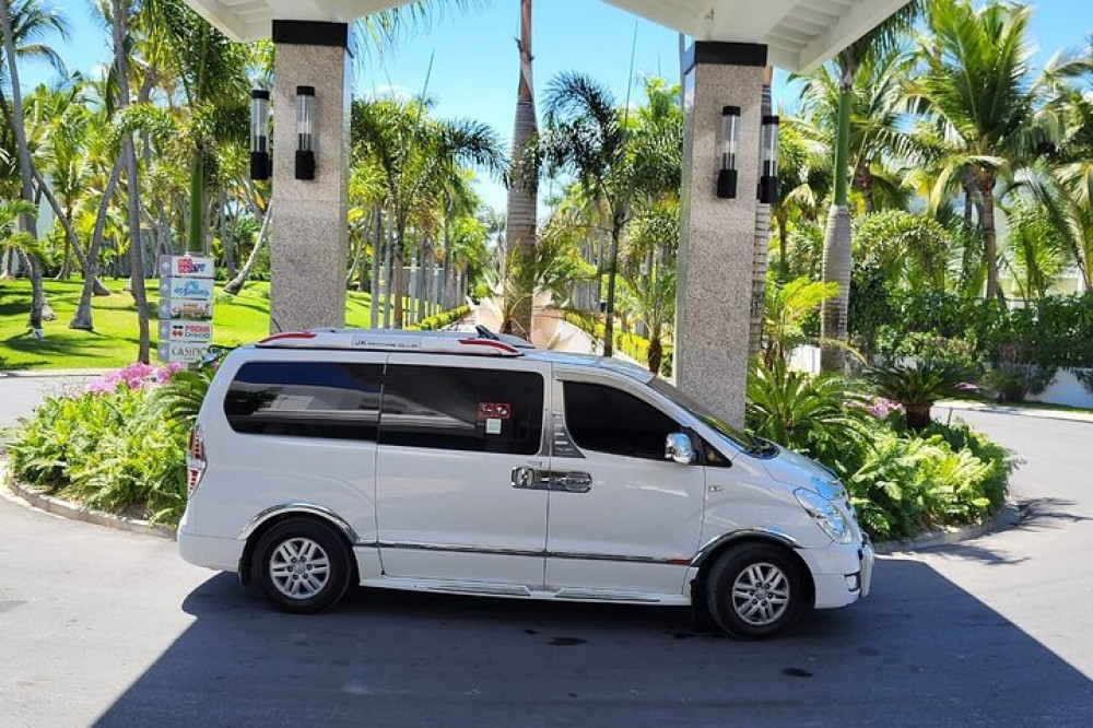 Private Transfer from Punta Cana Airport to Santo Domingo City