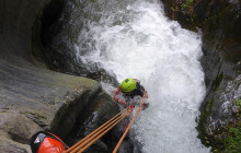 Canyoning New Zealand3