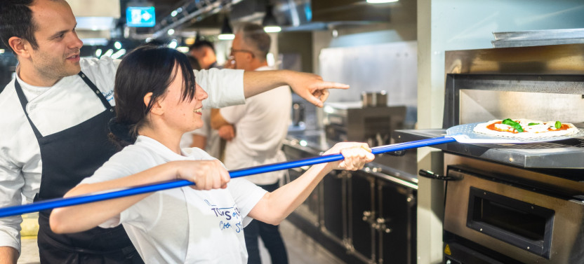 Pizza & Gelato Cooking Class in Rome