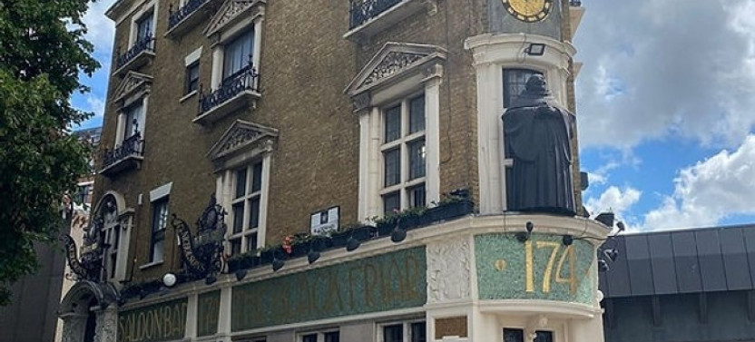 Private - The Great Historic Pub Experience