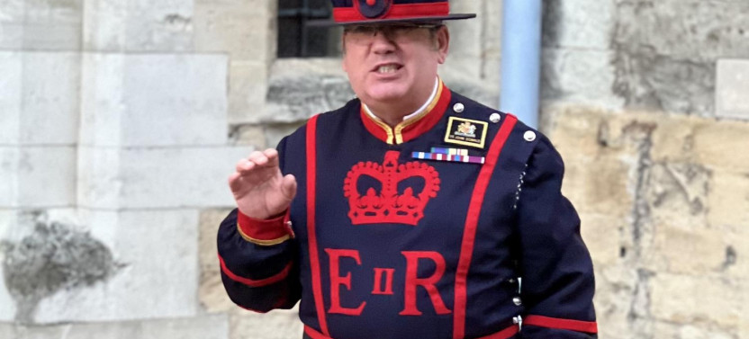 Private Ultimate Royal London Tour with River Thames Boat Ride