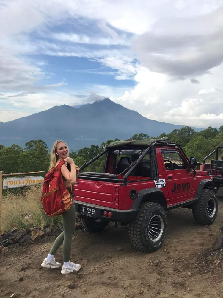 Private Batur Volcano Sunrise Jeep Tour And Floating Temple