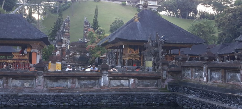 Highlight Ubud Temple Tour Including Waterfall