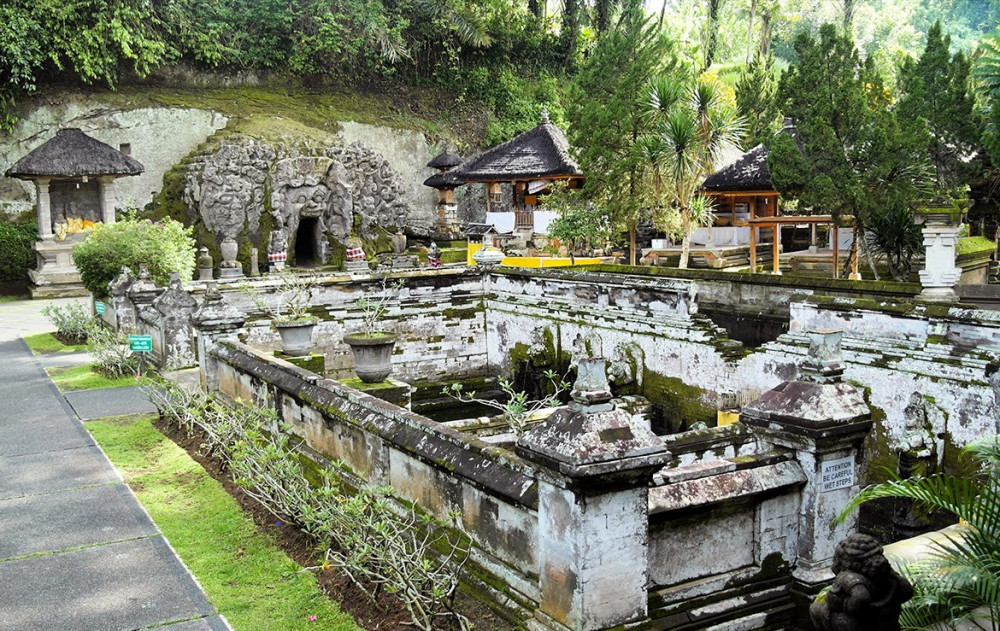 Highlight Ubud Temple Tour Including Waterfall