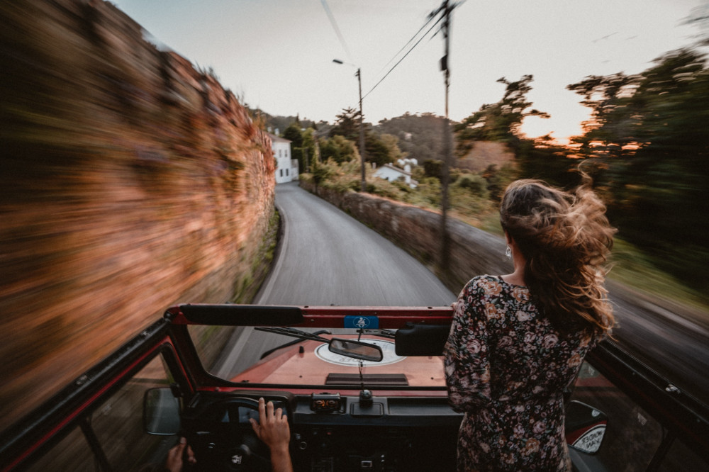 Eat, Wine, Love and Jeep in Sintra - Private Tour