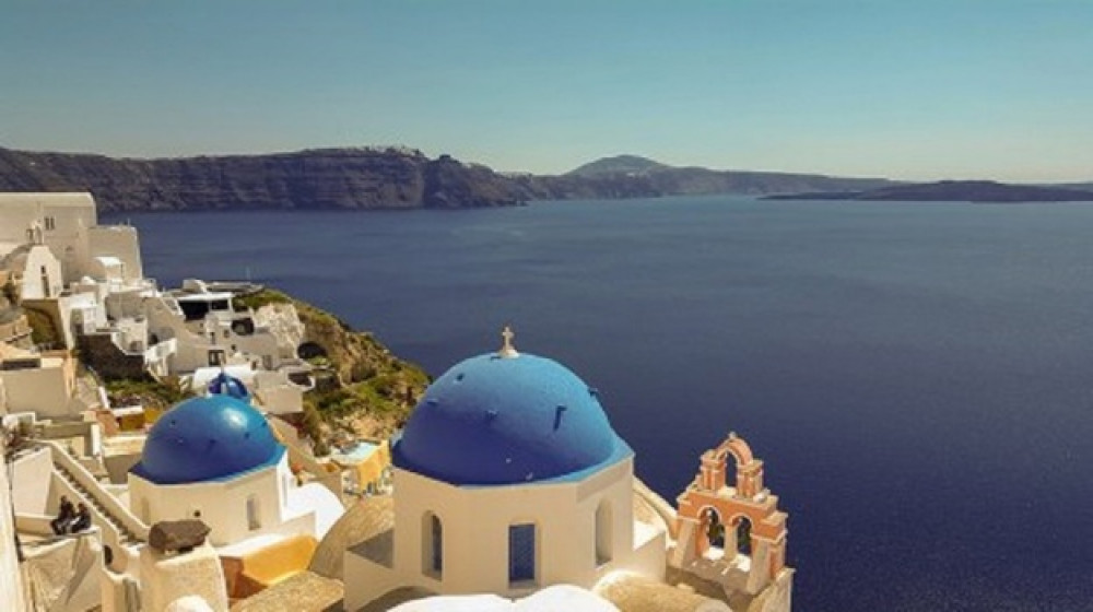 Beat The Crowds Oia Private Morning Tour