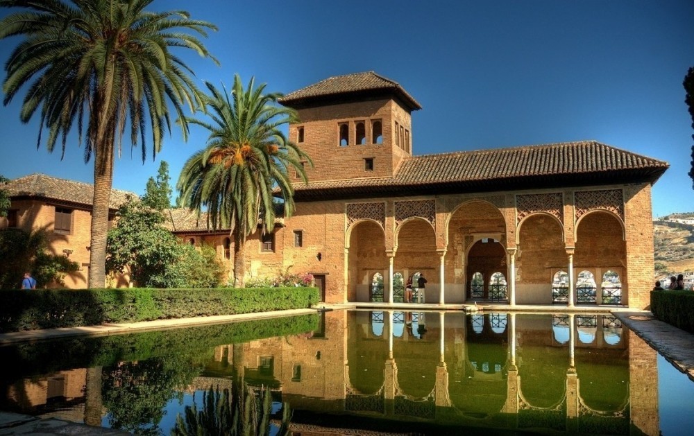 Private Transfer To Granada From Malaga & Ronda