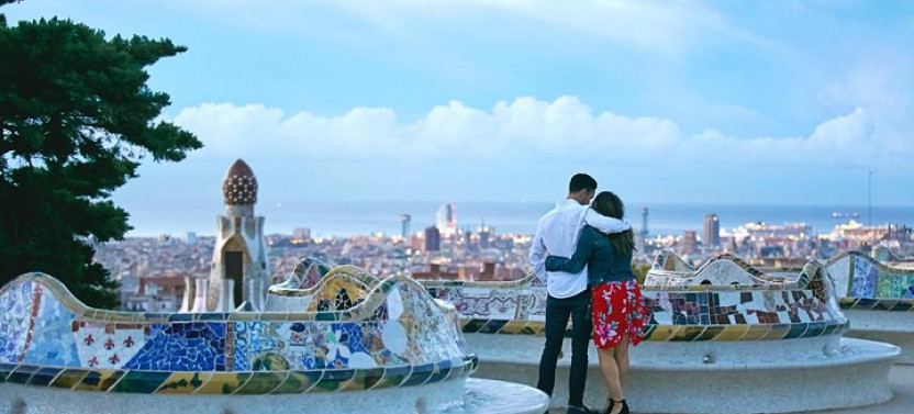 Private Tour: Personal Travel Photographer Tour in Barcelona