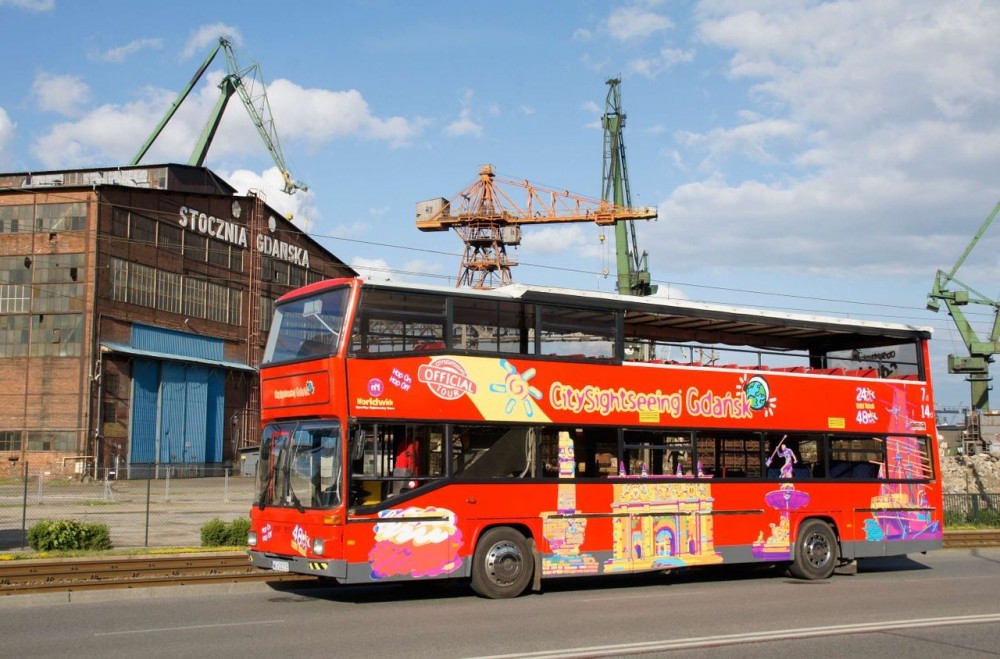 poland tour bus