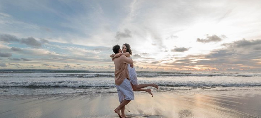 Photo Shoot with a Private Vacation Photographer in Bali