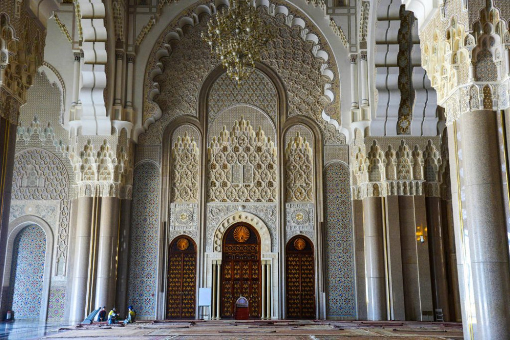 Casablanca: Hassan II Mosque Guided Tour with Entry Ticket