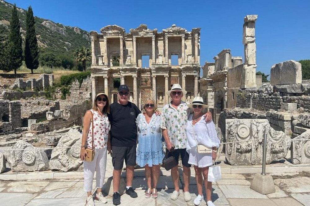 Private Guided Ephesus & Sirince Village Tour with Lunch from Kusadasi