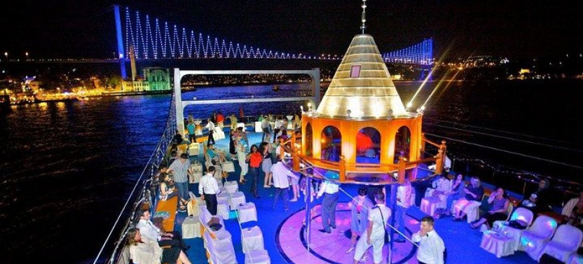 Istanbul Dinner Cruise on the Bosphorus