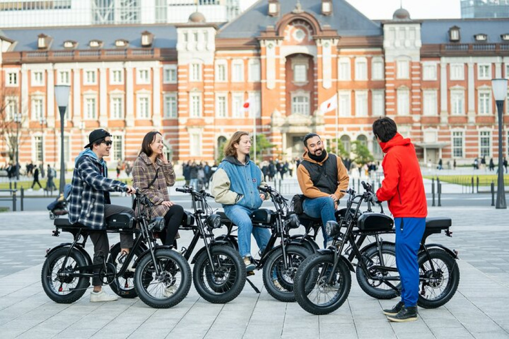 Tokyo 3-Hour Guided E-bike Cycling Tour of the City's Hidden Gems