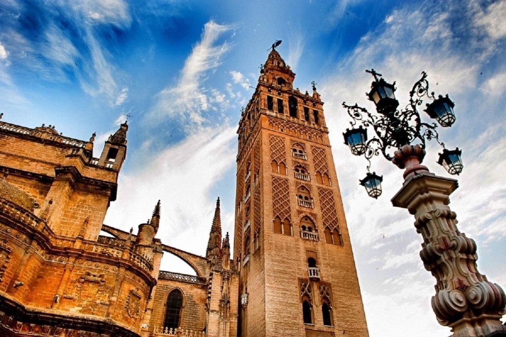 The Best Of Segovia With Entrance To The Cathedral And The Alcazar