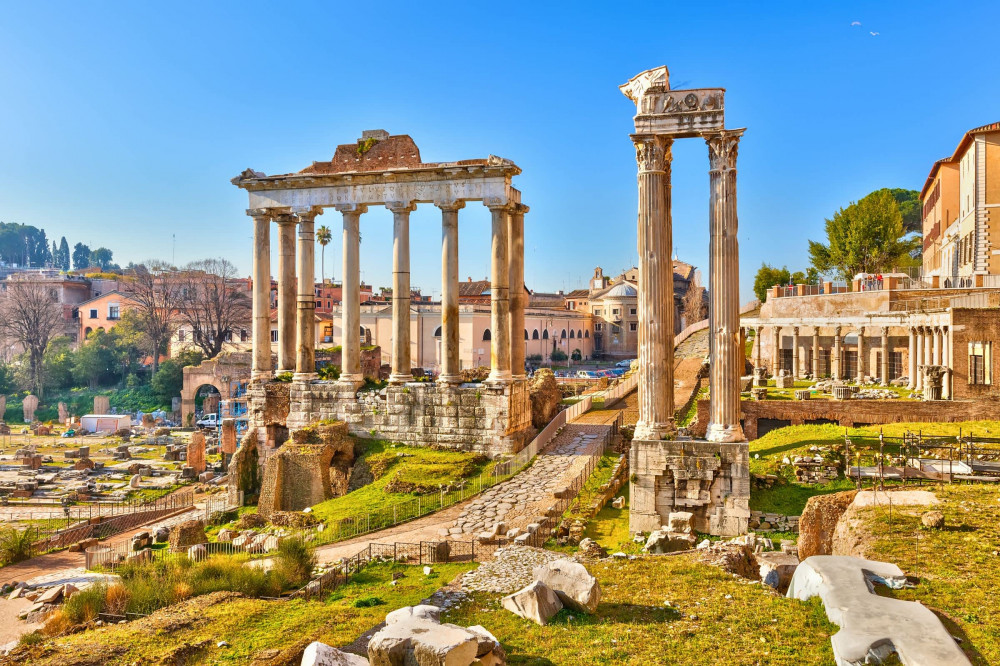 Expert-Led Colosseum Tour For Kids With The Roman Forum