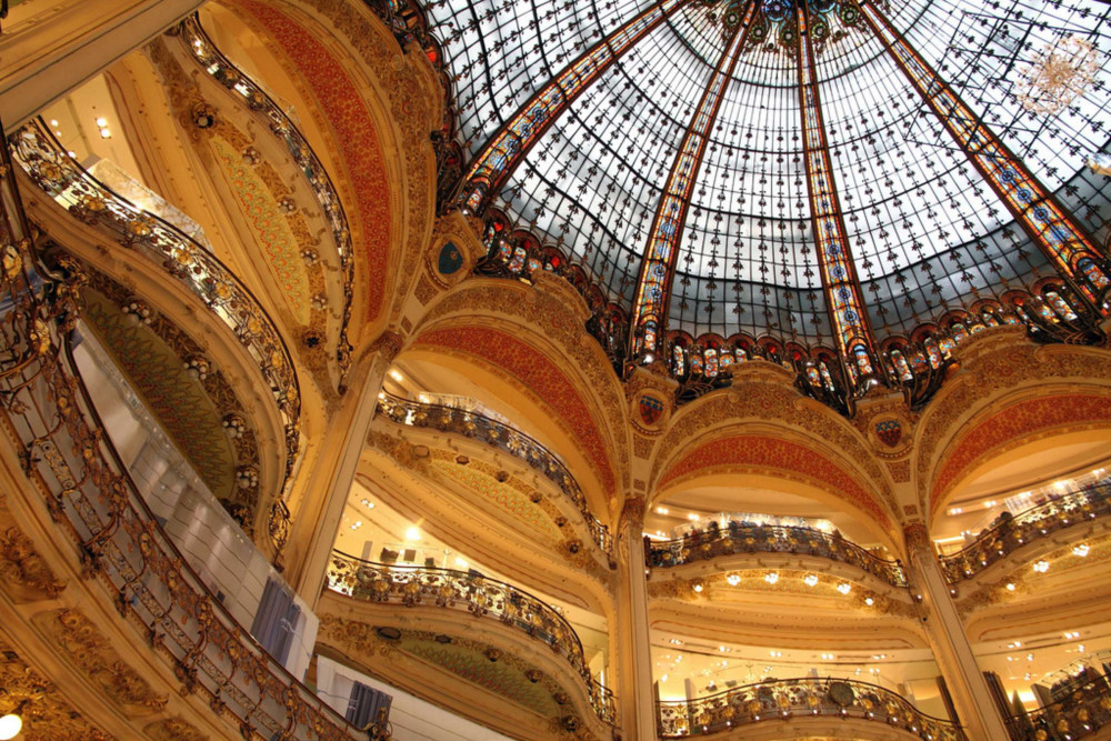 Expert-Led History of Paris Fashion Tour