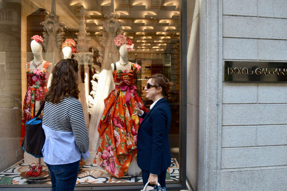 Expert-Led Milan Couture Fashion Tour