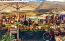Walk & Taste – 15 Tastings in Campo de Fiori Market with Pasta