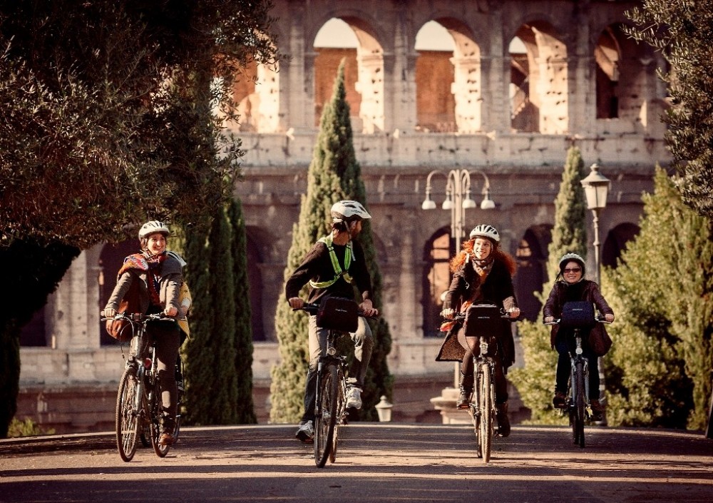 Rome Bike Tour - 1 Day in Rome by quality Cannondale E-Bike