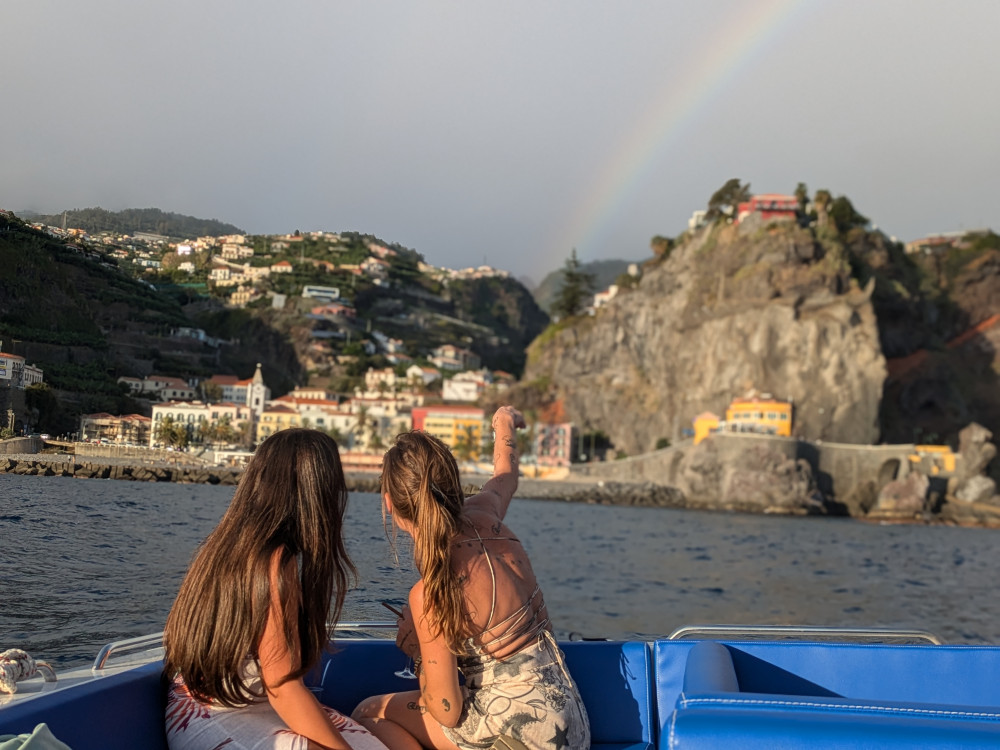 Private Cruise To Cabo Girão