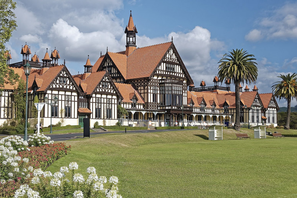 Rotorua Highlights Tour from Auckland (Small Group)