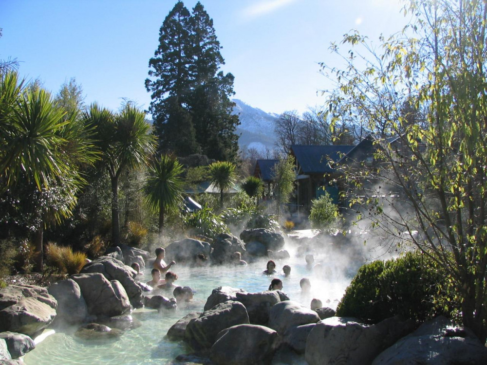 Hanmer Springs Day Tour with Hot Pools & Lunch from Christchurch