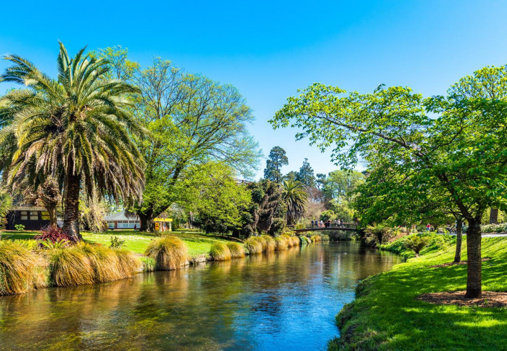 Queenstown to Christchurch Day Tour Via Mt Cook (Small Group)