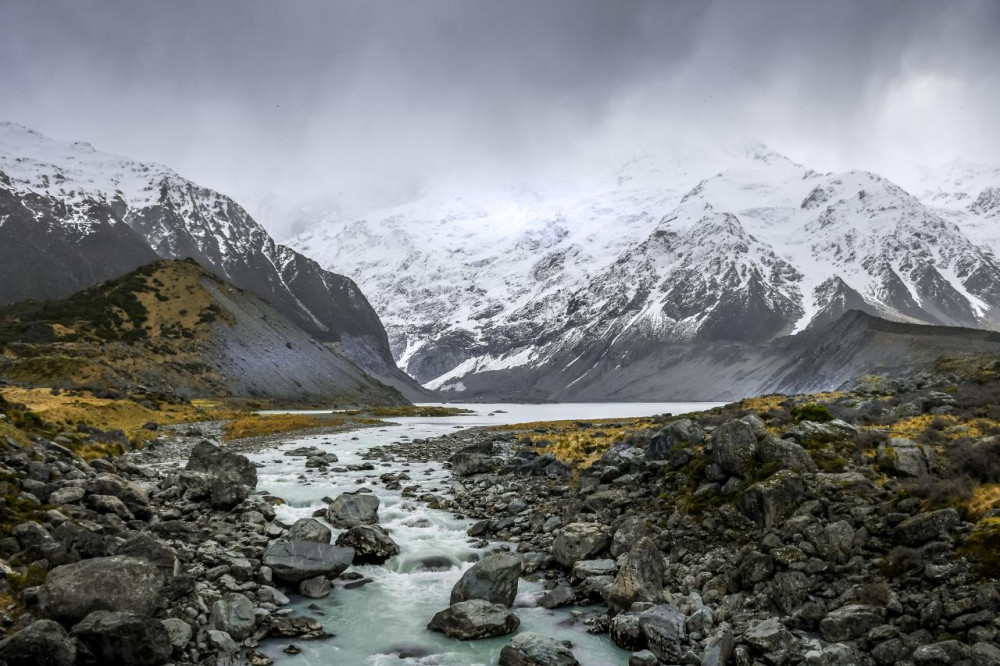 Mt Cook Day Tour from Christchurch Via Lake Tekapo (Small Group)