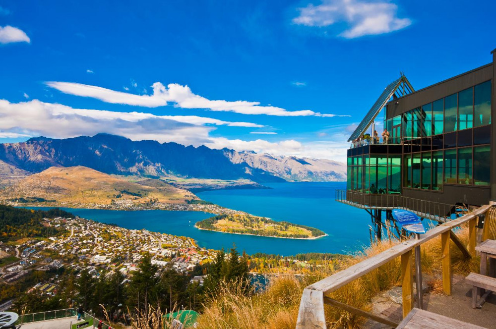 Christchurch to Queenstown Full Day Tour Via Mt Cook (Small Group)