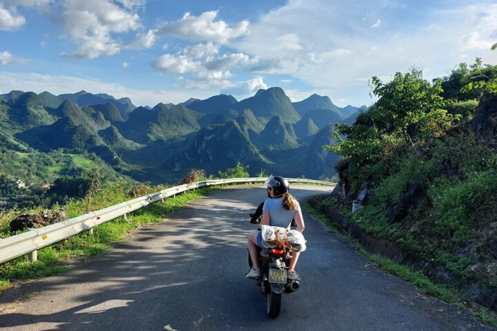 Ha Giang Loop 3 Days 2 Nights Adventure Tour from Ha Noi with Easy Rider
