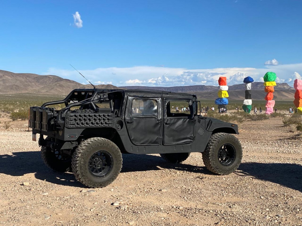 Seven Magic Mountains & Pioneer Saloon: Hummer Escape From Las Vegas