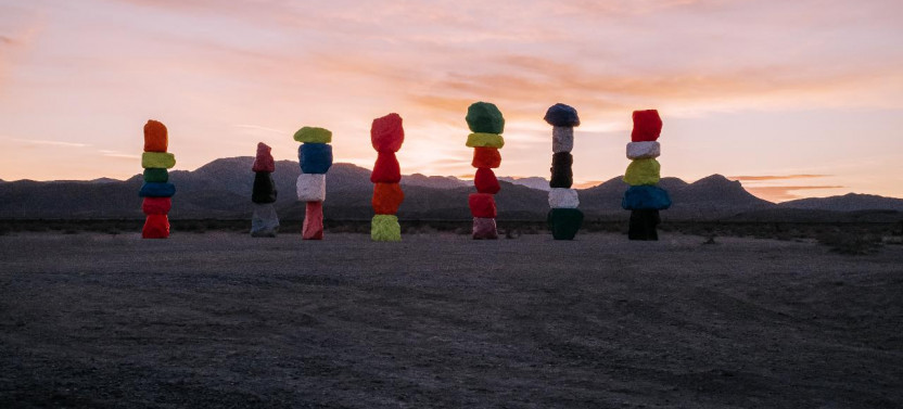 Seven Magic Mountains & Pioneer Saloon: Hummer Escape From Las Vegas