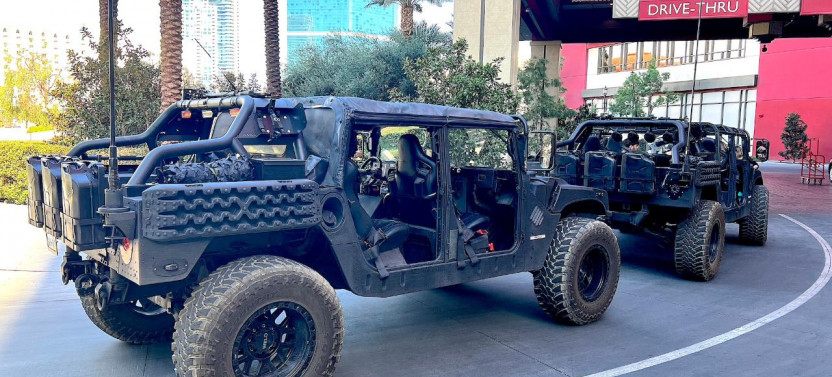 Las Vegas Strip Tour: Doorless Military Hummer Adventure