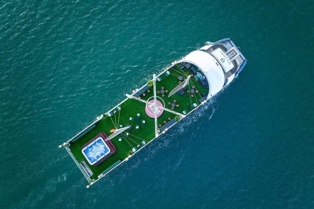 Halong Bay Day Tour With 5-star Luxury Cruise, Pool, Buffet and Transfer