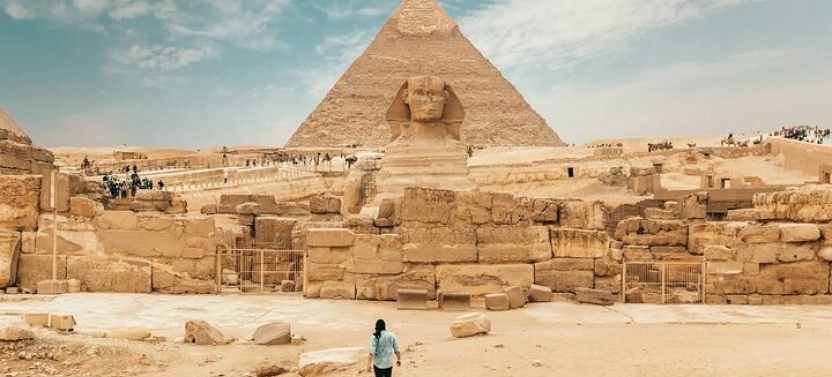 Pyramids Of Giza And Egyptian Museum Semi Private From Hurghada