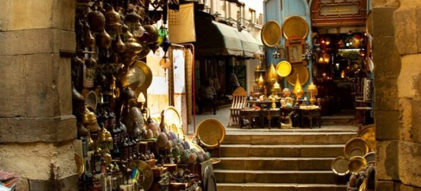 Private Visit To Cairo's Khan El Khalili Market With Local Dish