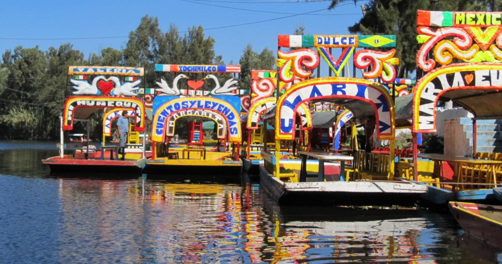 Teotihuacán & Basílica de Guadalupe + Xochimilco, Coyoacán & Frida Kahlo